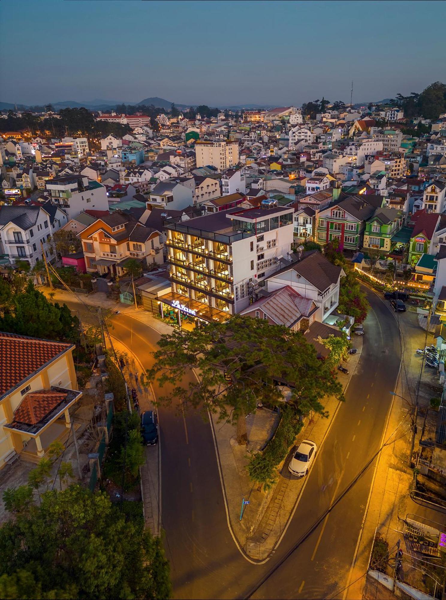 Le House Dalat Hotell Exteriör bild